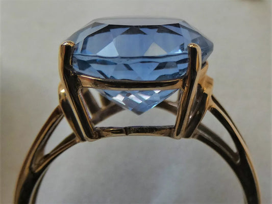 Fluorite Ring Colour Change MASSIVE 9.38 Carats 9ct Yellow Gold SIZE S BA32