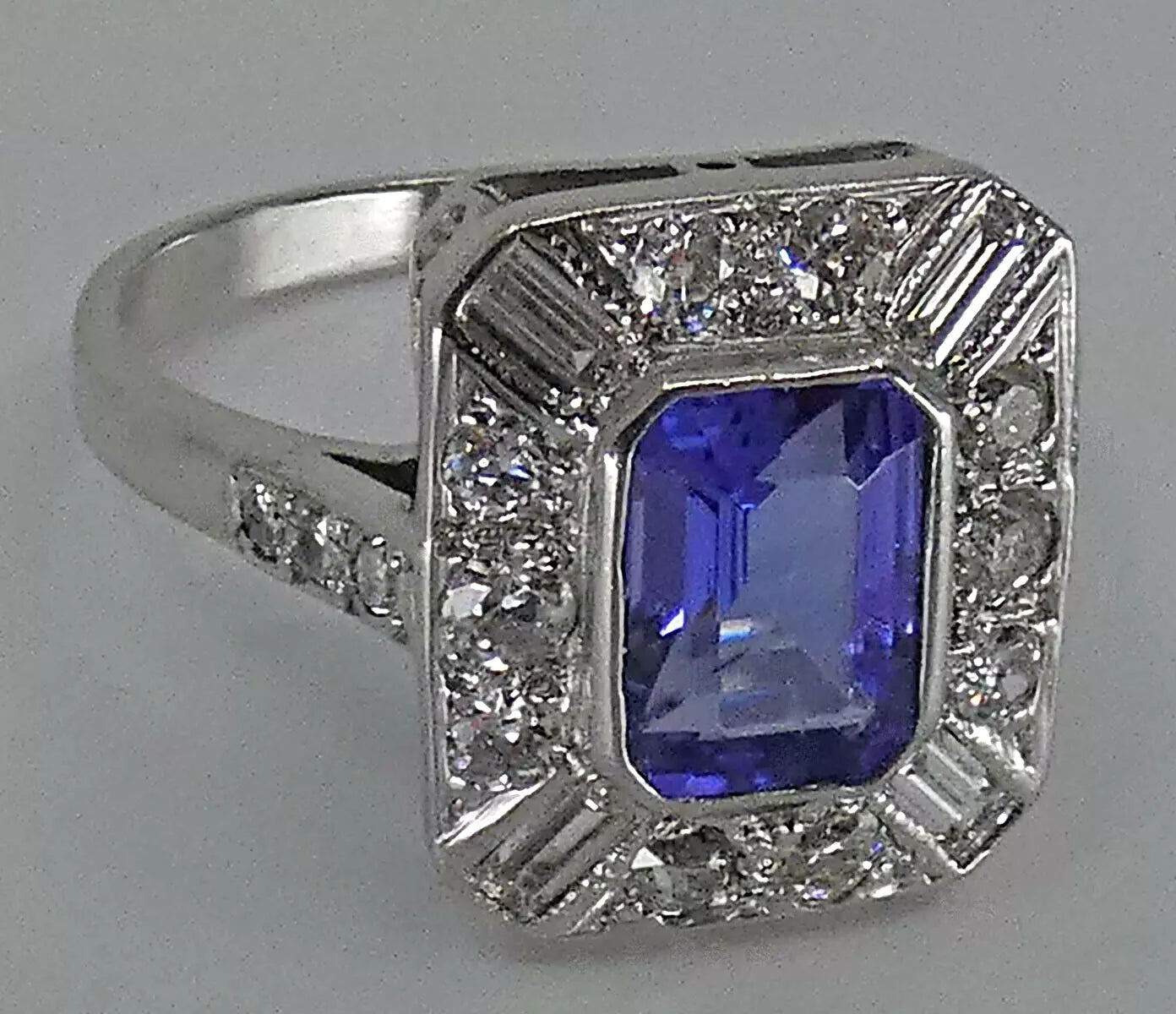 Tanzanite Diamond Ring 1.60 Carats 18ct White Gold Size K BA231