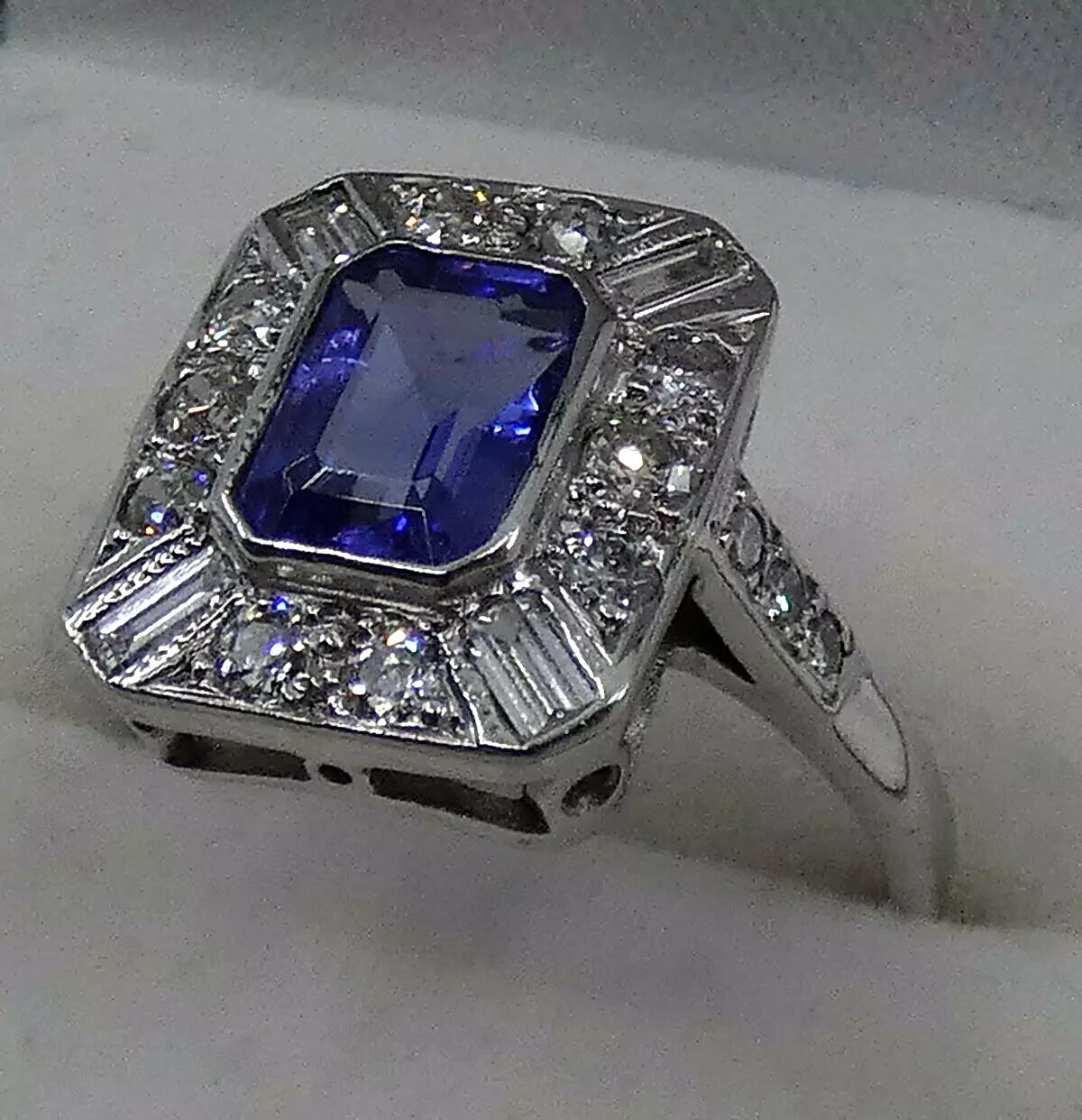 Tanzanite Diamond Ring 1.60 Carats 18ct White Gold Size K BA231