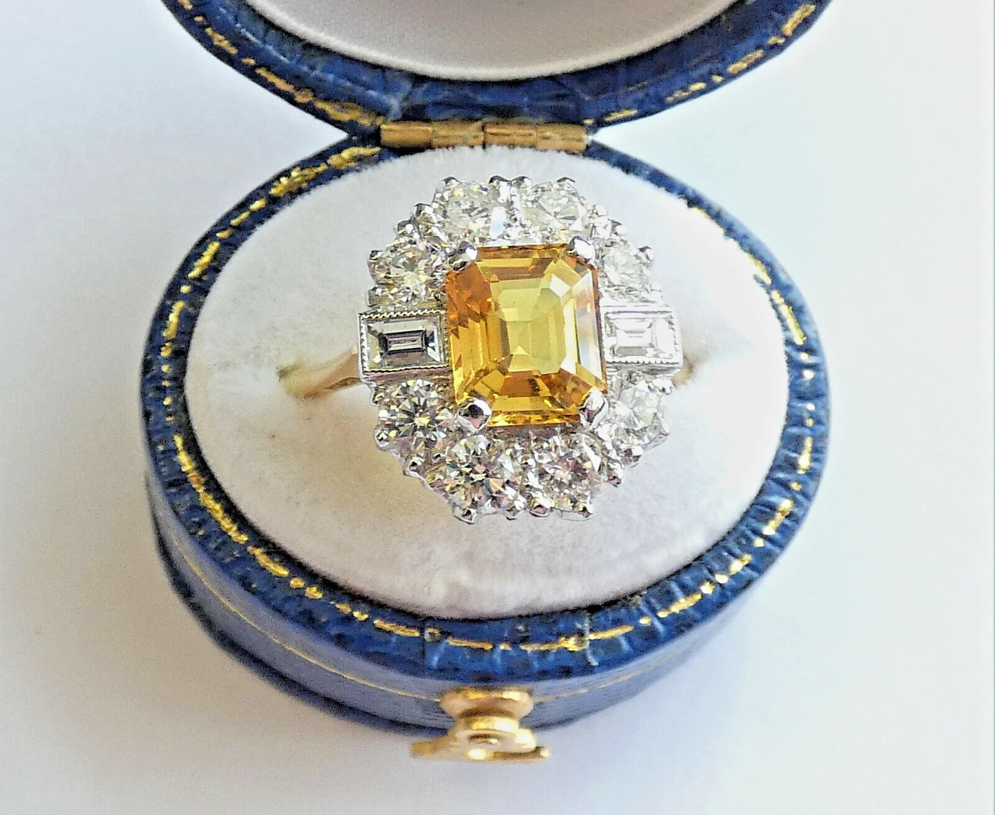Diamond Yellow Sapphire Ring 3.25 Carats 18ct Yellow Gold Size O BA144