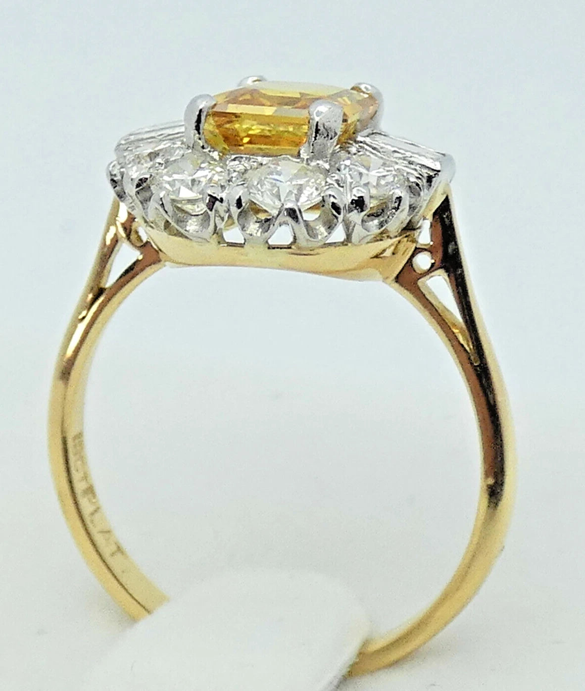 Diamond Yellow Sapphire Ring 3.25 Carats 18ct Yellow Gold Size O BA144