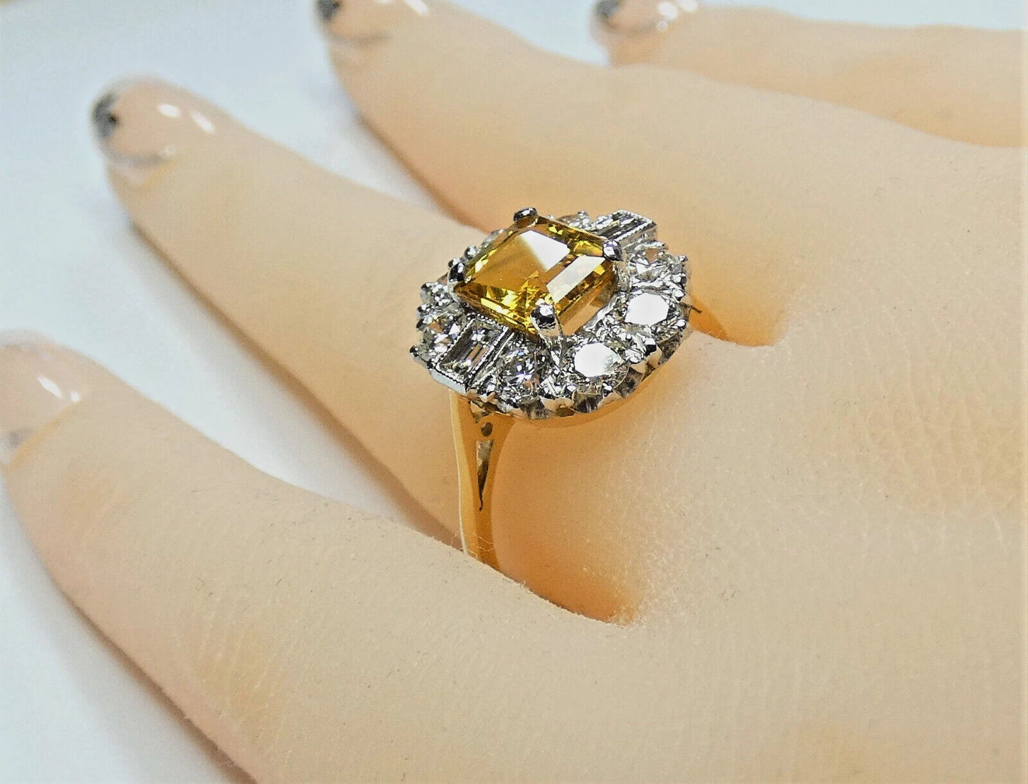 Diamond Yellow Sapphire Ring 3.25 Carats 18ct Yellow Gold Size O BA144