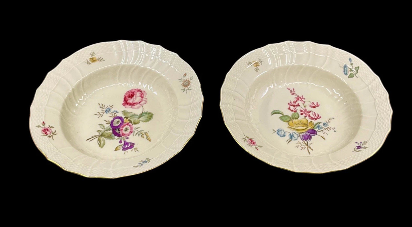 VINTAGE ROYAL COPENHAGEN FRIJSENBORG 29 PIECE DINNER SET SH90