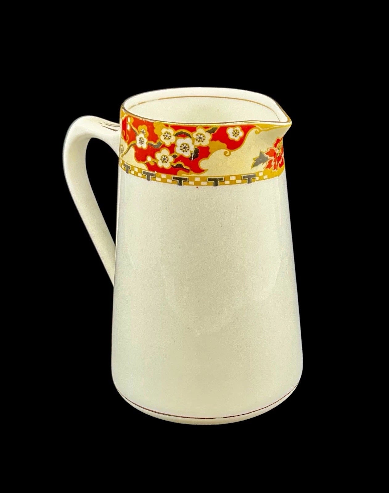 Share ANTIQUE 1920S ROYAL ALBERT CROWN CHINA HAWTHORNE 35 PIECE TEA SERVICE SH22