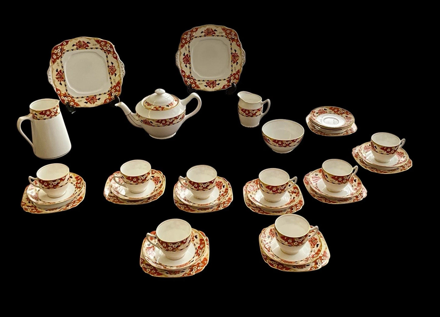 Share ANTIQUE 1920S ROYAL ALBERT CROWN CHINA HAWTHORNE 35 PIECE TEA SERVICE SH22