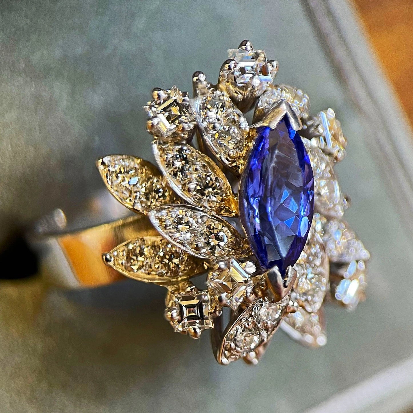 Share Tanzanite Diamond Ring Size TCW 2.04 Carats Size N1/2 18ct White Gold BA320