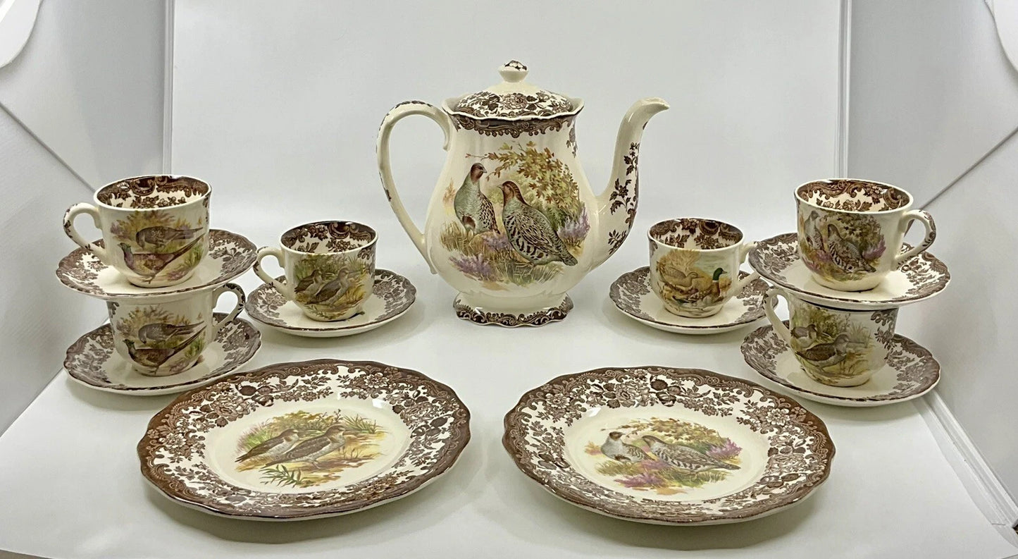 ROYAL WORCESTER PALISSY GAME SERIES 16 PIECE COFFEE SET SH21