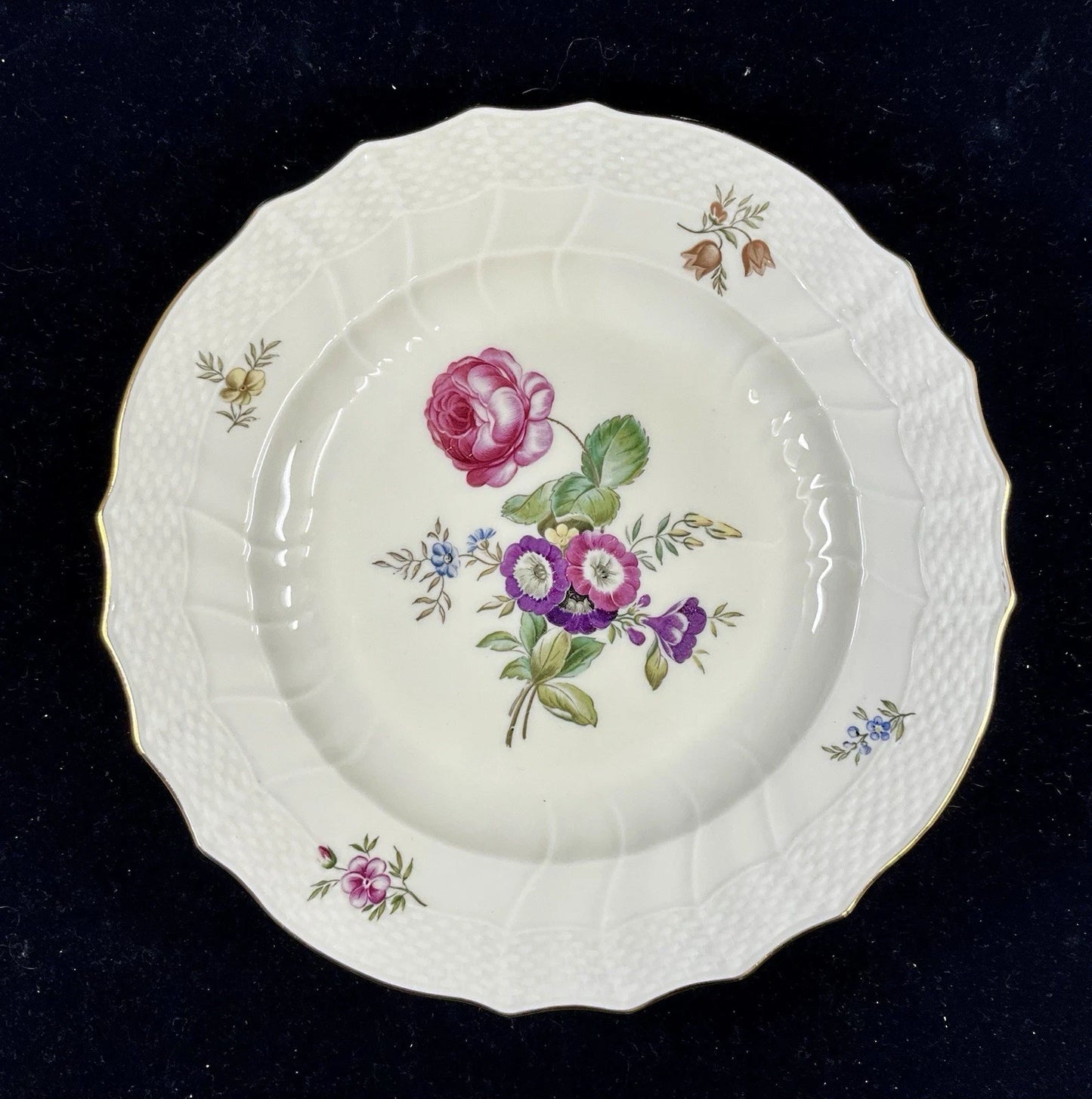 VINTAGE ROYAL COPENHAGEN FRIJSENBORG 29 PIECE DINNER SET SH90