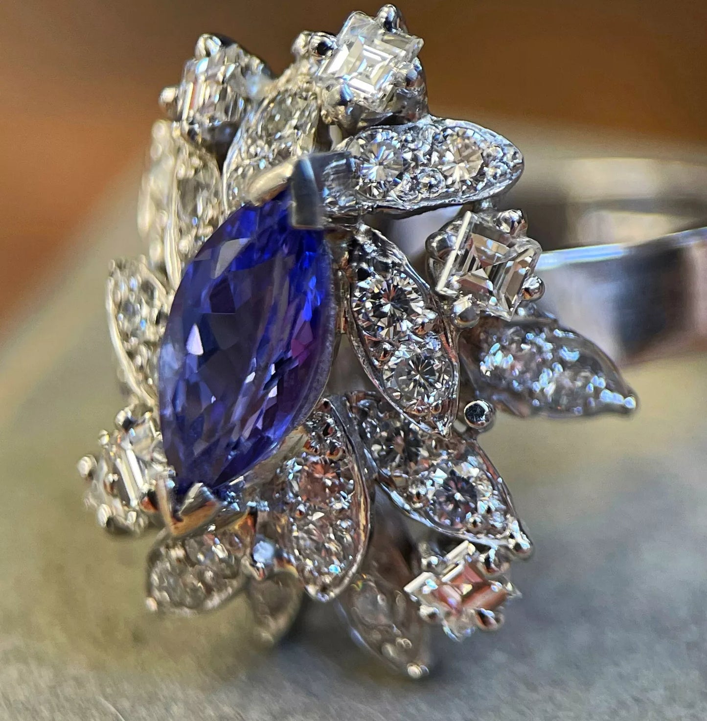 Share Tanzanite Diamond Ring Size TCW 2.04 Carats Size N1/2 18ct White Gold BA320