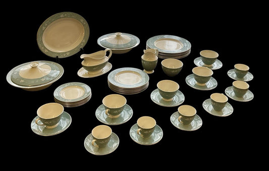 ROYAL DOULTON REFLECTION 47 PIECE DINNER/TEA/COFFEE SET