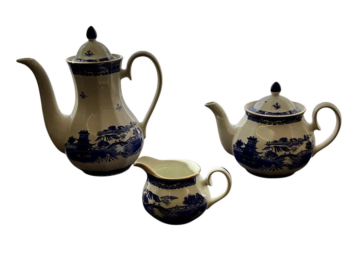 VINTAGE RINGTONS WILLOW PATTERN 29 PIECE TEA/COFFEE SET FOR EIGHT SH36