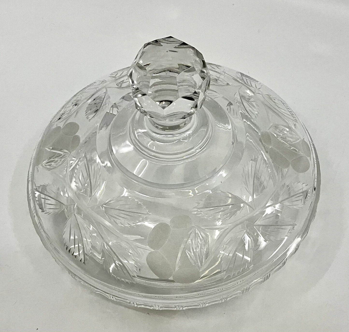VINTAGE CUT LEAD CRYSTAL PUNCHBOWL & COVER OF LARGE PROPORTION WITH LADLE& PLATE