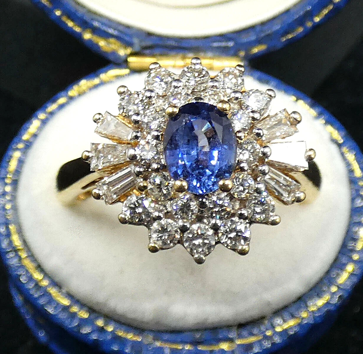 Sapphire Diamond Ring 1.76 Carats Designer Cluster 18ct Yellow Gold Ba237