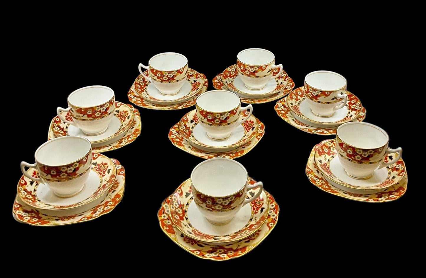 Share ANTIQUE 1920S ROYAL ALBERT CROWN CHINA HAWTHORNE 35 PIECE TEA SERVICE SH22