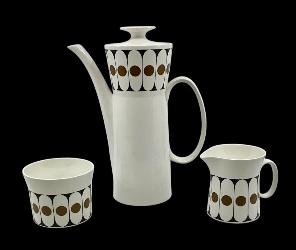 VINTAGE BLACK VELVET 22 PIECE COFFEE SET INC.COFFEE POT BY JOHN RUSSELL SH48