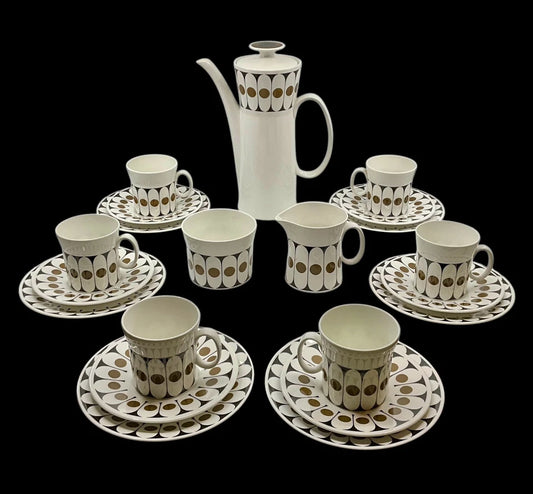 VINTAGE BLACK VELVET 22 PIECE COFFEE SET INC.COFFEE POT BY JOHN RUSSELL SH48